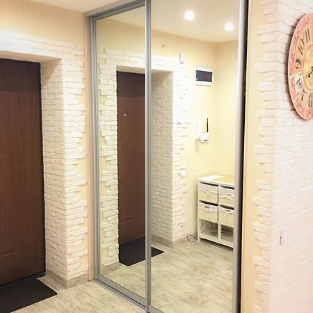 ויניצה Studio Luxe On Victory Street In The City Center מראה חיצוני תמונה