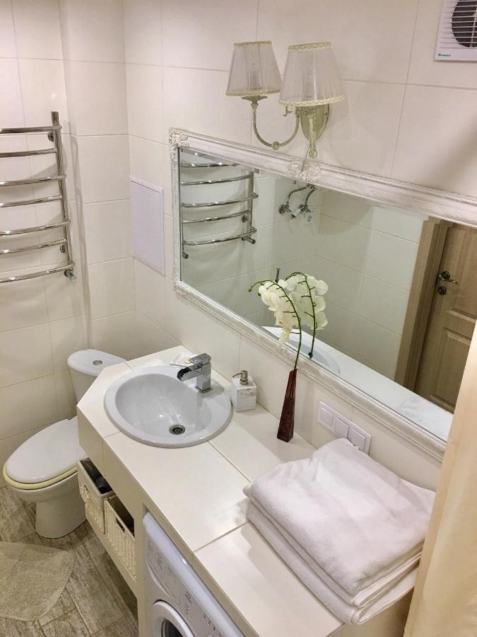 ויניצה Studio Luxe On Victory Street In The City Center מראה חיצוני תמונה