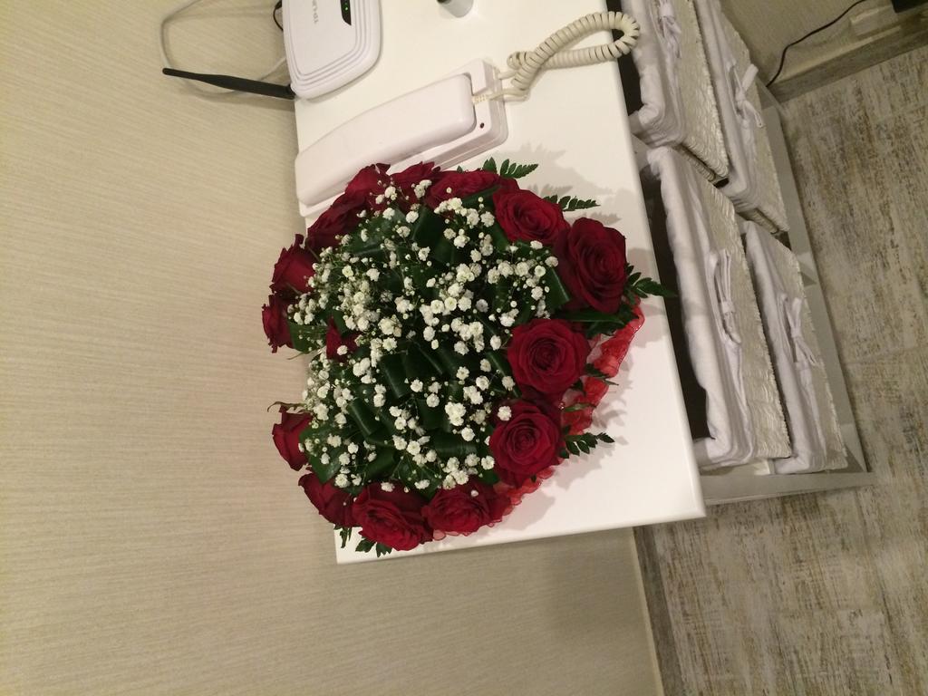 ויניצה Studio Luxe On Victory Street In The City Center מראה חיצוני תמונה